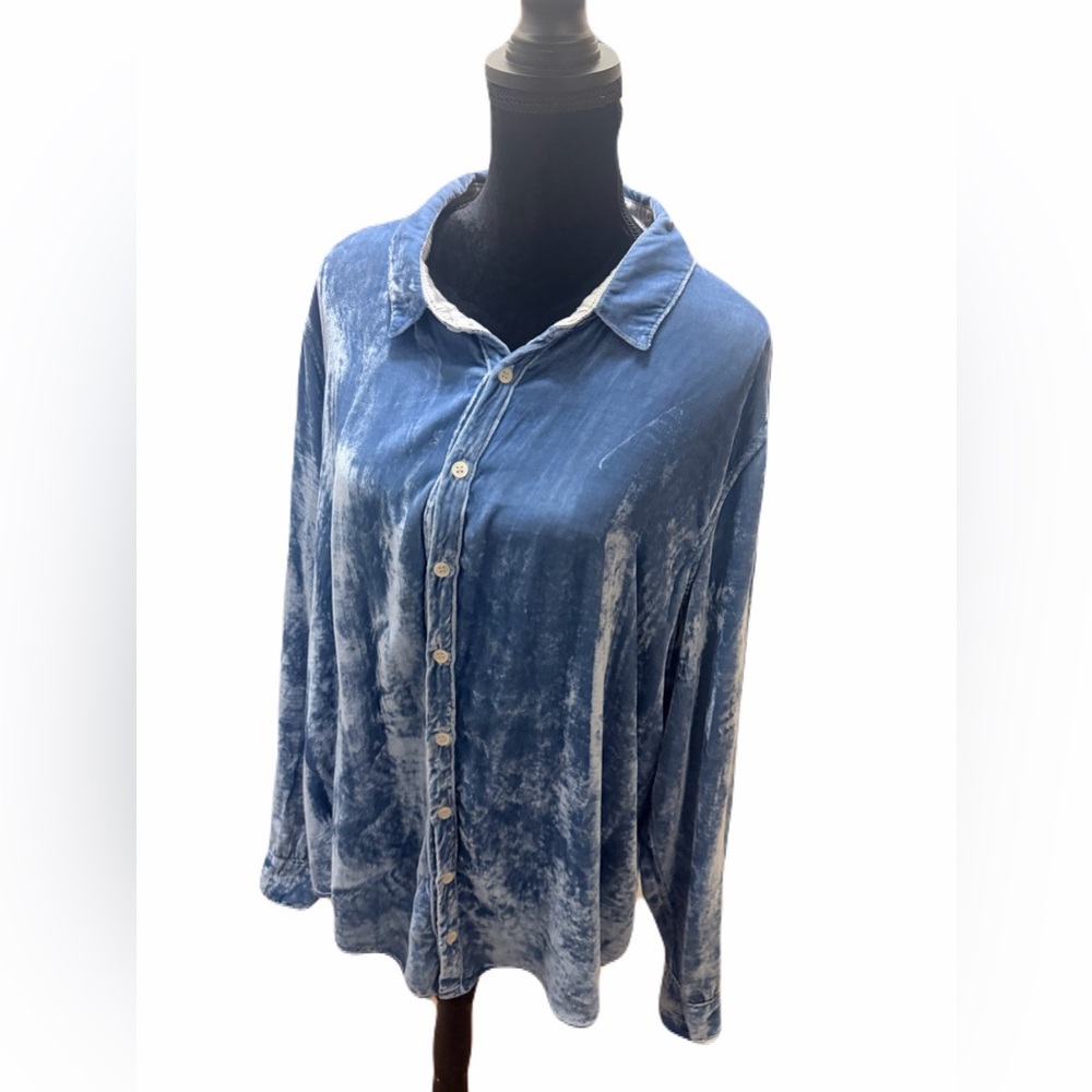 CP Shades Women light blue Velvet Button-Up Shirt XL  Silk Blend Long Sleeve USA - Picture 4 of 11
